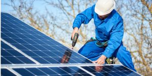 Installation Maintenance Panneaux Solaires Photovoltaïques à Lagarde